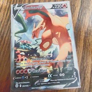 Charizard V alt art